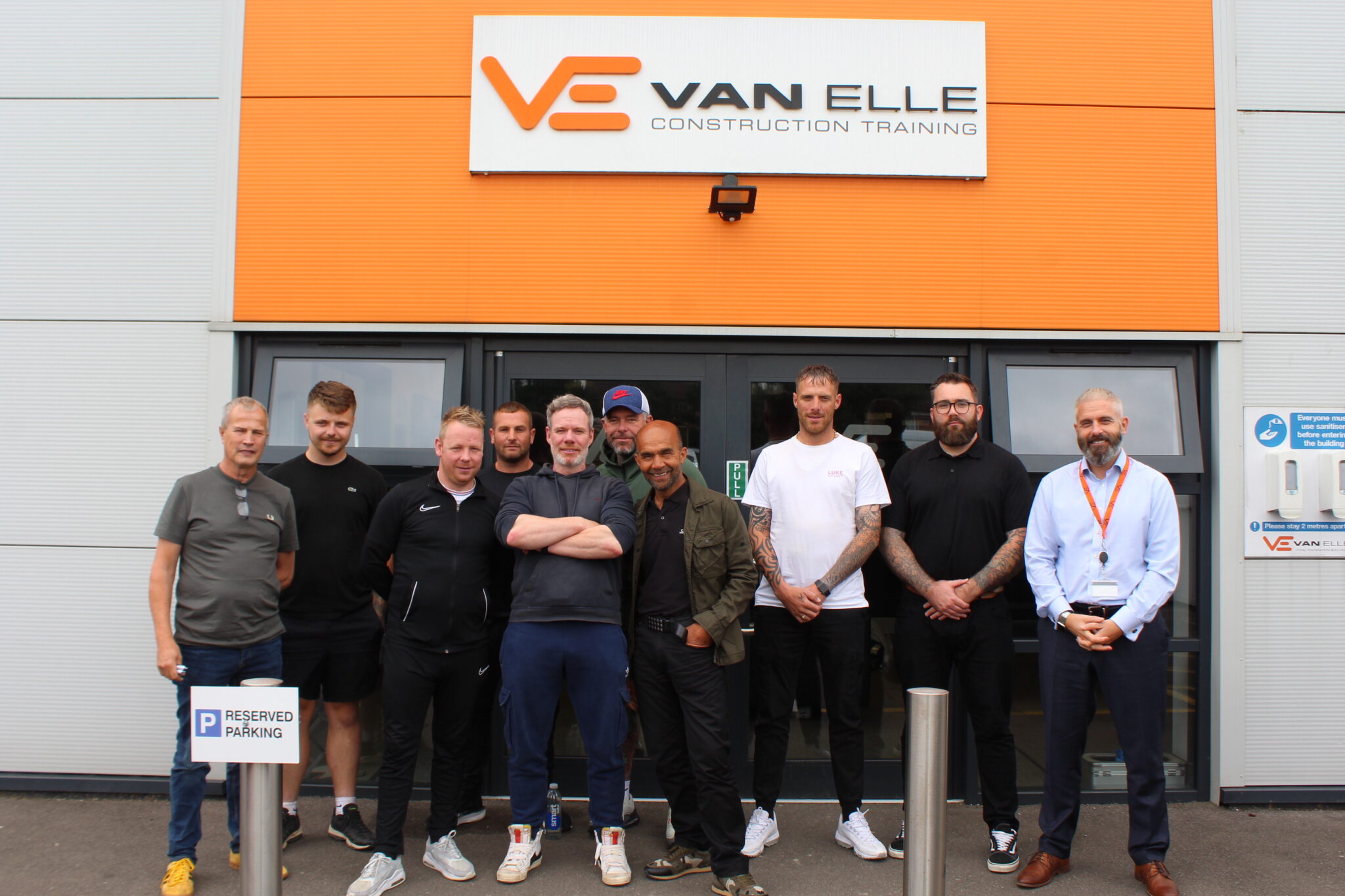 Van Elle Launches Comprehensive Site Supervisor Programme